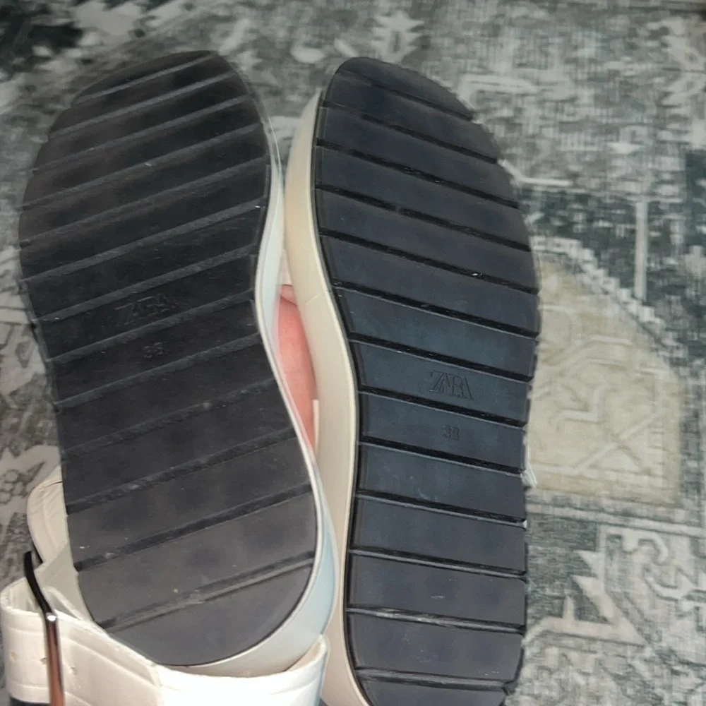 Zara women’s leather White Platform Sandals size 38 US 7.5 - Picture 7 of 8